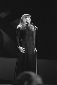 266px-Nationaal_Songfestival_1977_-_Rita_Hovink